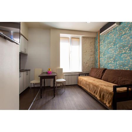 חארקיב Studio Apartments In The City Center מראה חיצוני תמונה